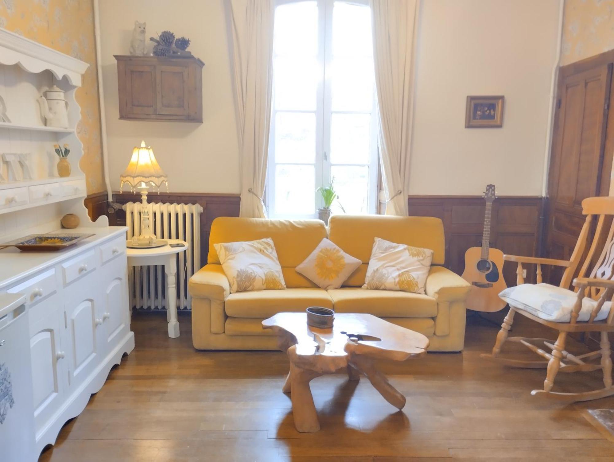 Maison Papillons Plomodiern Luaran gambar